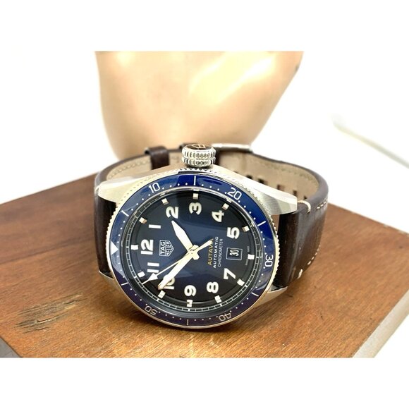 Tag Heuer Autavia Men's Watch WBE5116 Swiss Automatic Blue Dial Leather Strap - Picture 7 of 13